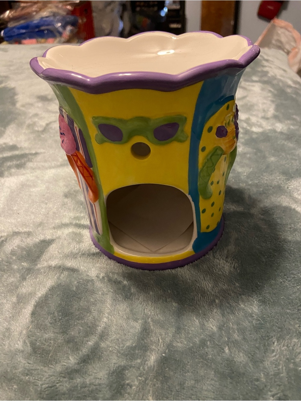Yankee Candle Bright Yellow Ceramic Wax Warmer with Purple Rim